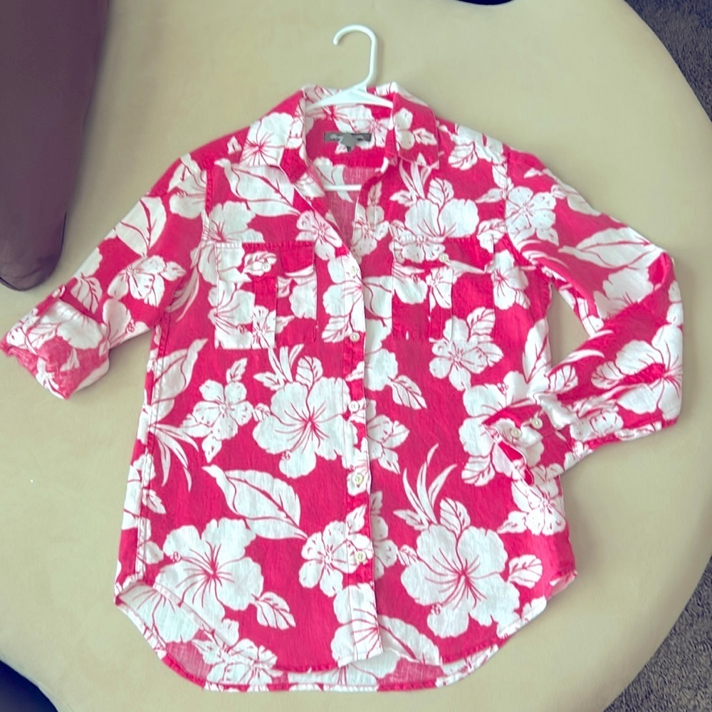 EUC Tommy Bahama XS Floral Hibiscus Pink & White Tropical Shirt - Dual Pockets